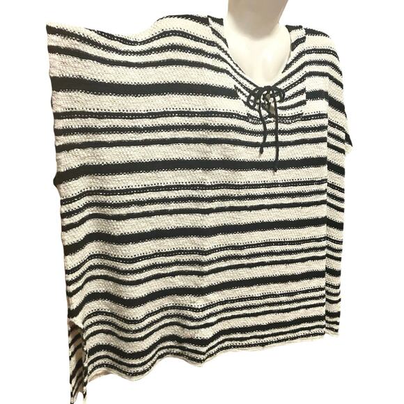Mango Women's Black/White Striped Boho Lace-Up 100% Cotton Cape Sweater Sz S - Picture 4 of 7